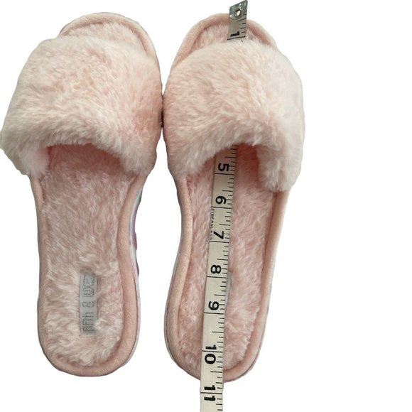 🌹NWT Women’s Slippers FIFTH & LUXE Faux Fue  Pink Size XL 10/11 - Picture 9 of 10